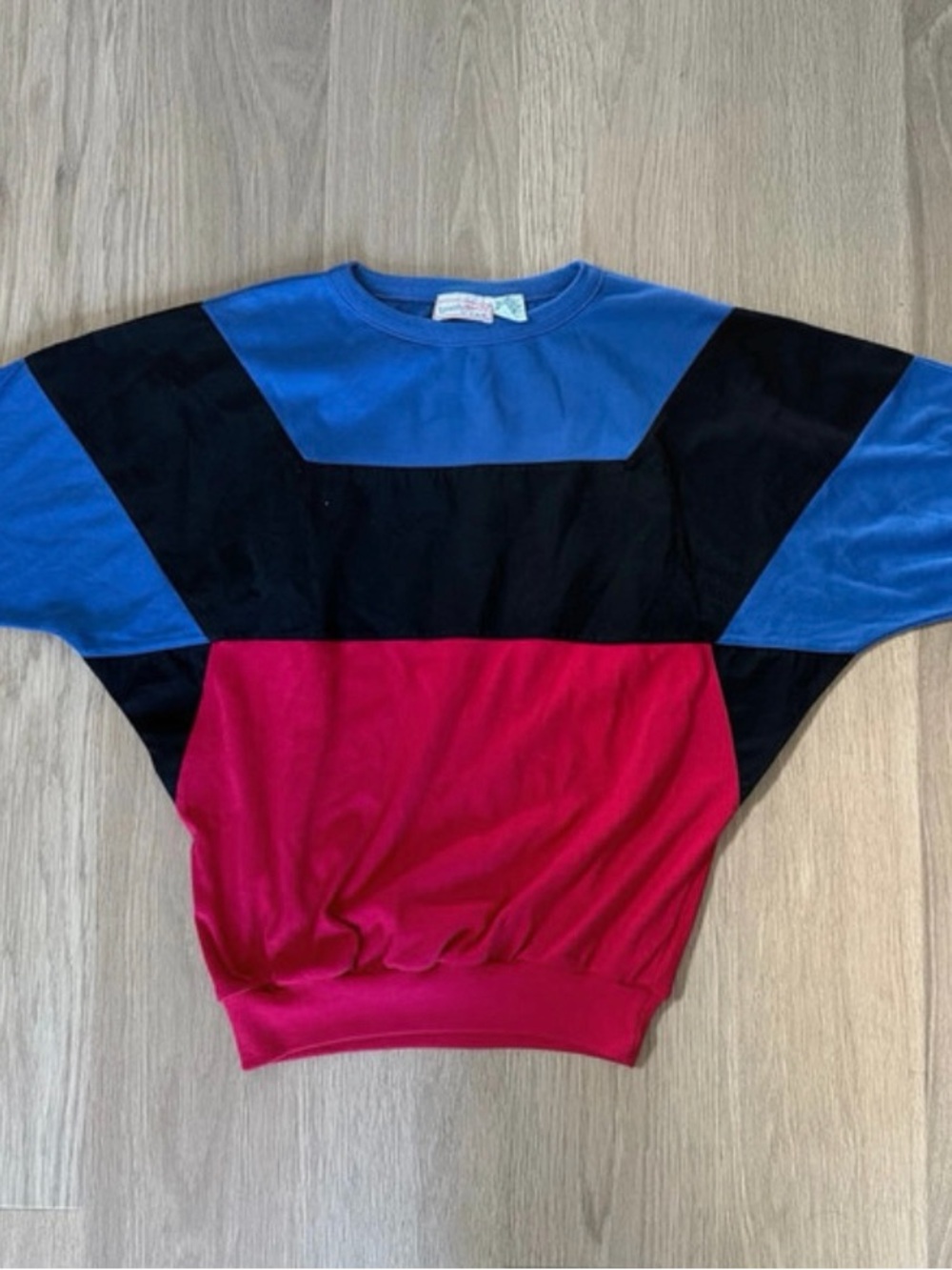 Vintage Colorblock Sweatshirt - Blue, Black & Red